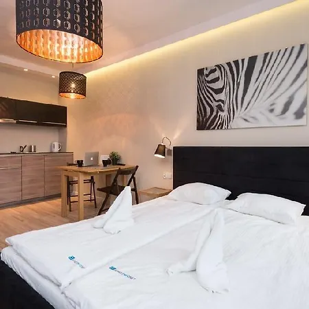 Chmielna Park Old Town