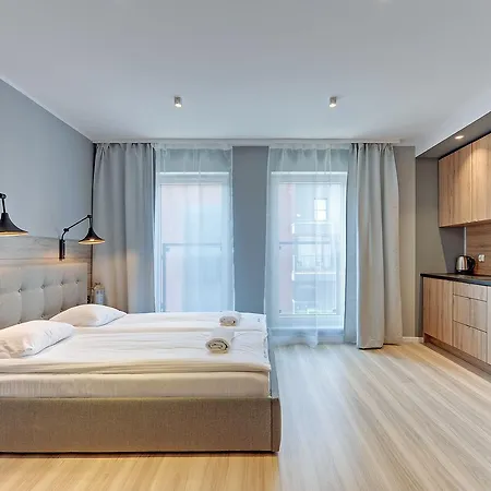 Chmielna Park Old Town