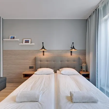 Chmielna Park Old Town شقة