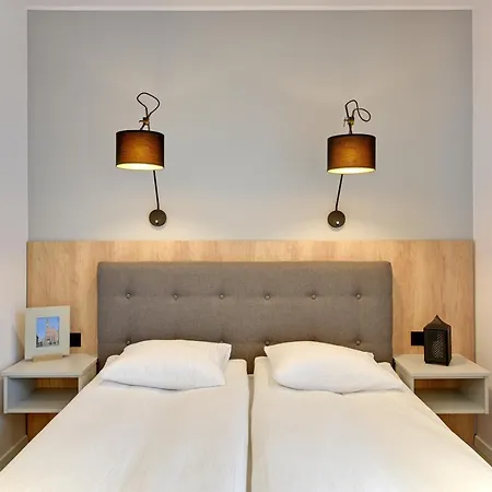 Chmielna Park Old Town