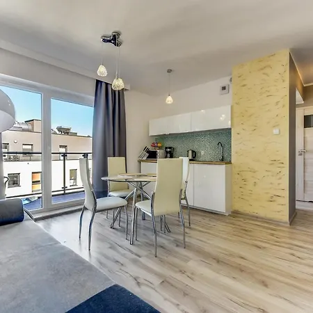 Chmielna Park Old Town