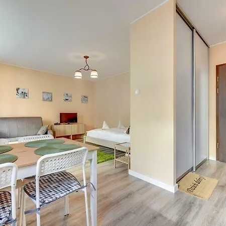 Chmielna Park Old Town شقة