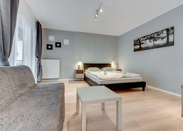 Chmielna Park Old Town