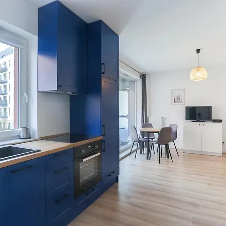 Apartment Chmielna Park Old Town