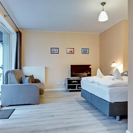 Chmielna Park Old Town